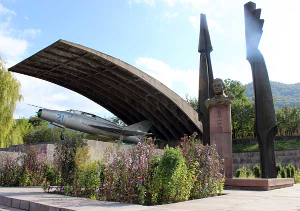 Мемориальный комплекс в Алаверди